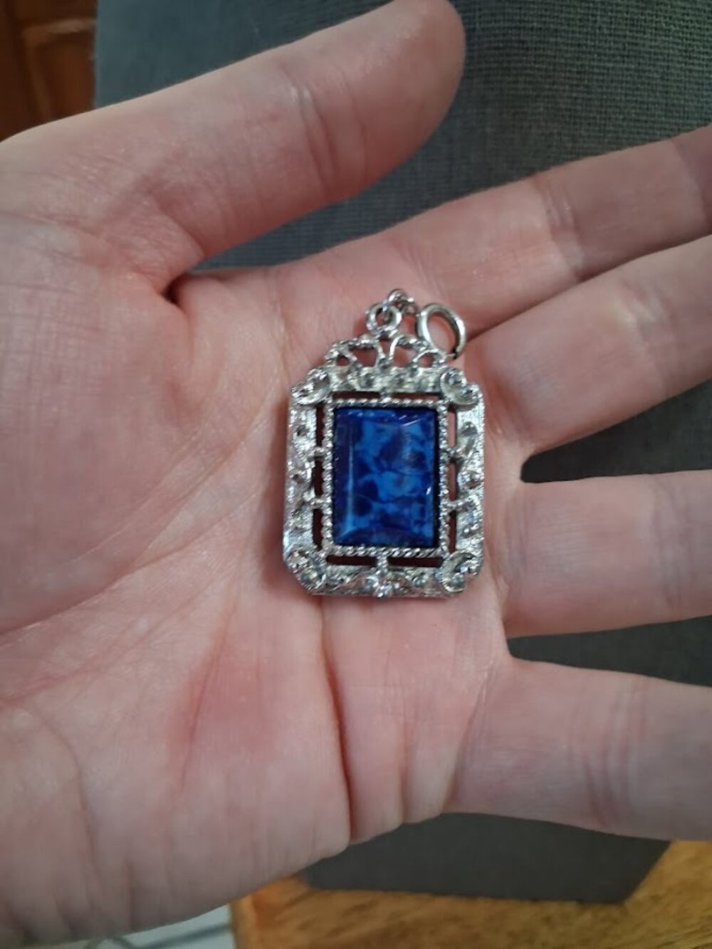 Blue stoned pendant